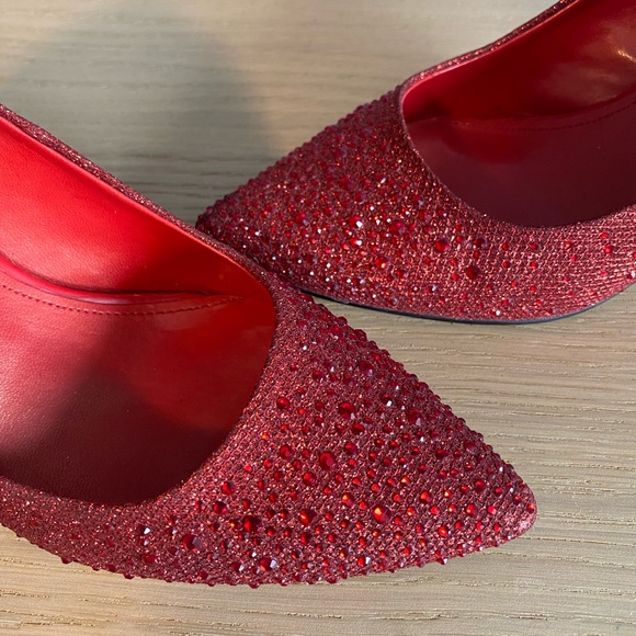 Red Sparkling High Heels (parties/events/anniversaries/casual/formal) - Picture 6 of 11